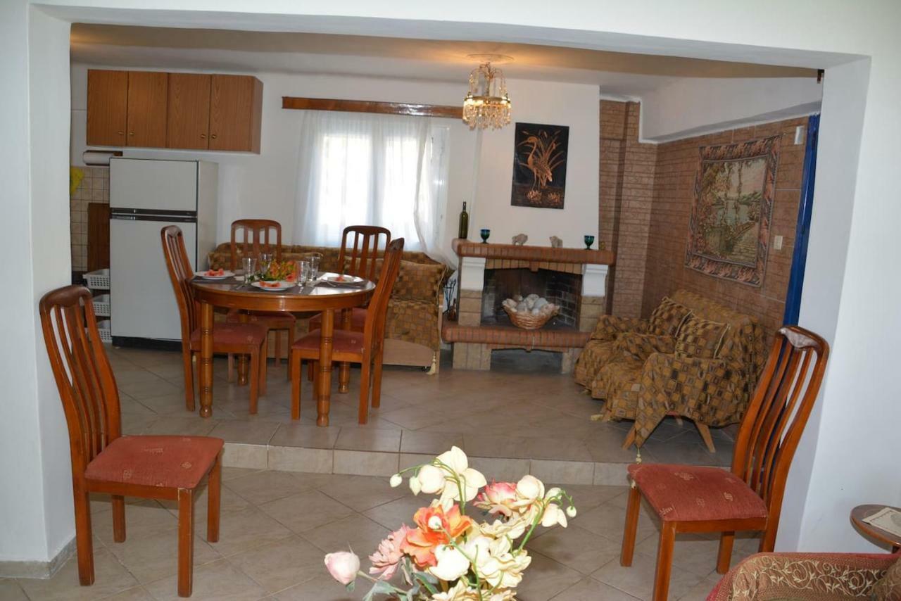 Traditional Summer House In Marmari Marmari  Экстерьер фото